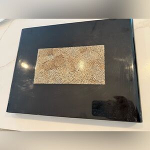 Beautiful Asian Black and Golf 
lacquer stand